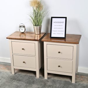 Yöpöytäpari - Ikea Hemnes (uudempi malli)